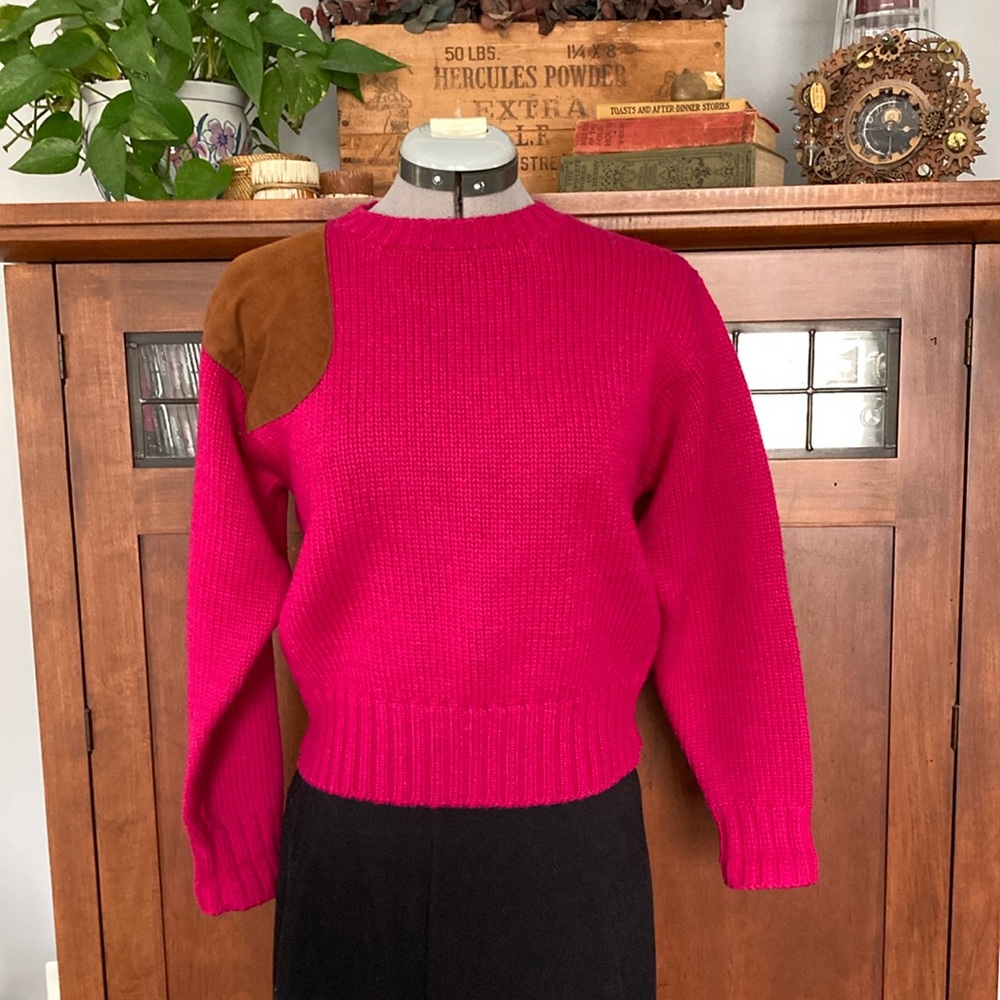 Statement VINTAGE RALPH Lauren 100% Wool Vibrant Pink Sweater